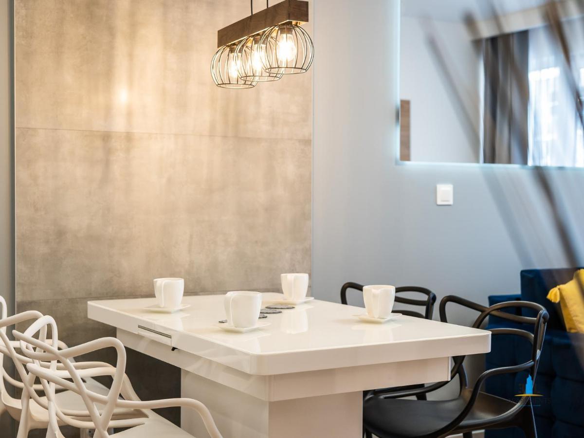 3L Apartments Kasprowicza 20Ab Free Pool, Sauna And Gym 코워브제크 외부 사진
